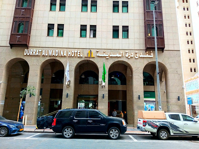 Hotel Transfers Madinah Taxi Services